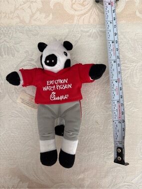 2005 Chick-fil-a Red cow Plush Toy football 🏈